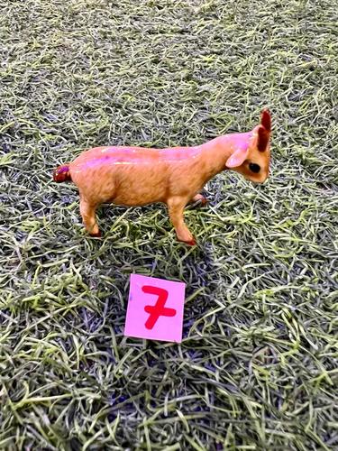 חיות פורצלן