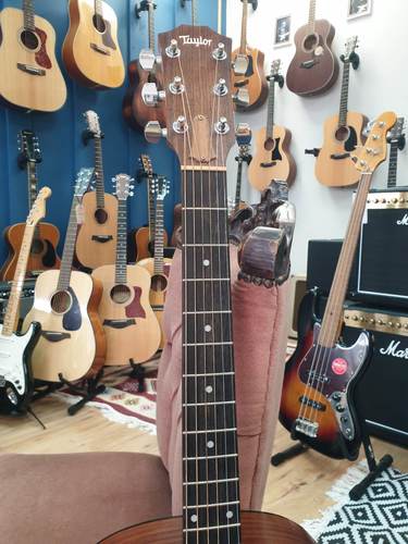 גיטרה אקוסטית Taylor 214 Grand Auditorium USA 2005