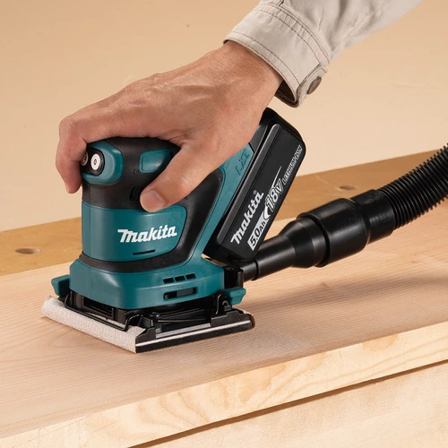 גוף מלטשת רוטטת נטענת DBO480 מתוצרת Makita 