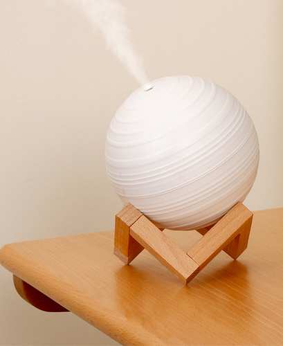תאורת אווירה ירח משולב מפיץ ריח | מפזר אדים Moon Humidifier 