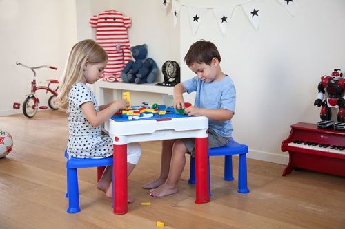 שולחן משחק + 2 שרפרפים 227232