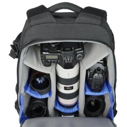 תיק BENRO HIKER 200