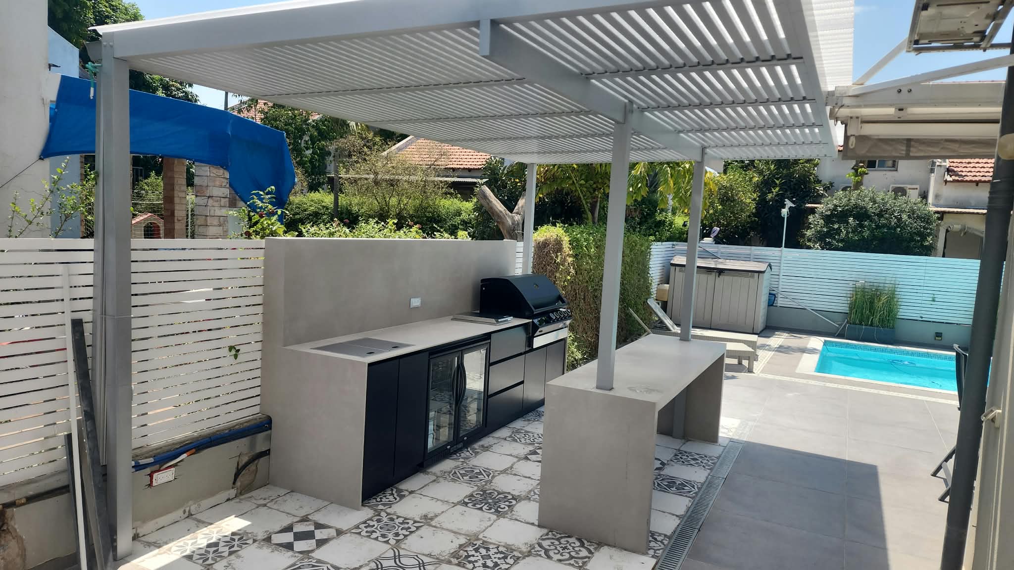 מטבחי חוץ בהתאמה אישית