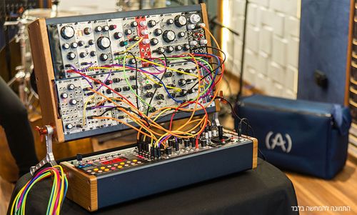  Rackbrute 6U NOIR - מארז 6U ל Eurorack - שחור
