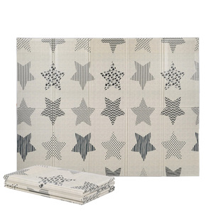 שטיח פעילות מתקפל גדול עשוי XPE איכותי דו-צדדי עם תיק נשיאה - כוכבים