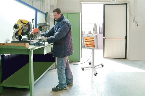 תנור חימום אינפרא אדום תעשייתי נייד 3000W HELIOS ROBOT