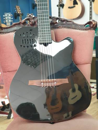 Godin Multiac ACS Nylon Cedar Black