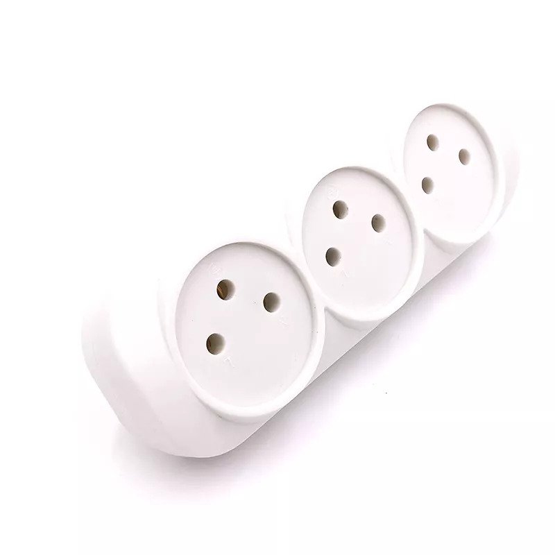 מפצל חשמל 1 ל-3 LUGGAR - 3 WAY POWER SPLITTER  לבן