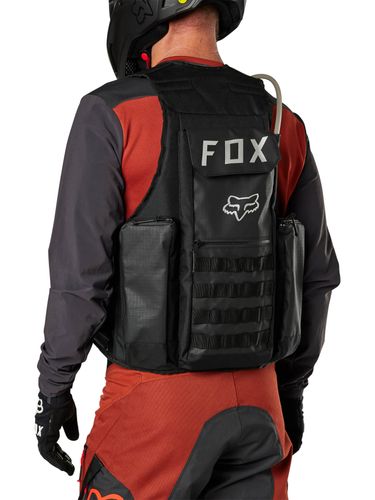 וסט כלים עם שקית שתיה 2 ליטר פוקס - FOX LEGION TAC VEST