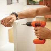 מברגה/מקדחה Black+Decker בלאק אנד דקר BDCD8