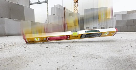 פלס דיגיטלי סטבילה TECH 196M DL &ndash; עמיד לנפילות באתר בנייה