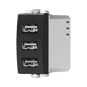 מטען3 יציאות 5V 3.1A USBשחור מט ניסקו סוויץ' Nisko