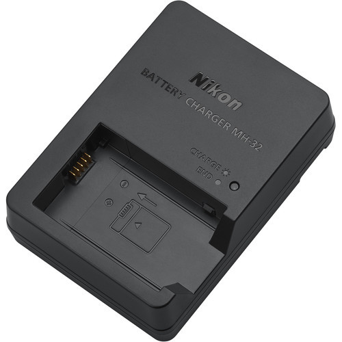 מטען מקורי NIKON MH-32