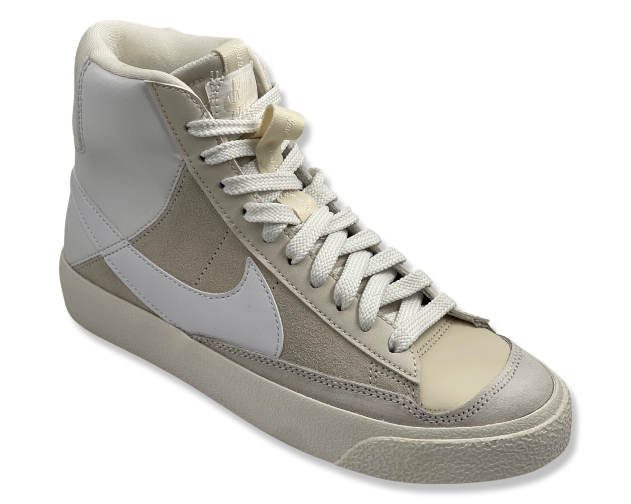 סניקרס גבוהות נייק בלייזר לבנות NIKE BLAZER MID 
