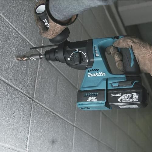 פטישון DHR242 18V  מתוצרת Makita  - גוף בלבד