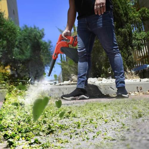 מפוח נטען CP1800 18V