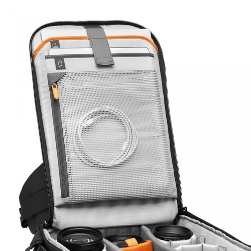 תיק גב Lowepro Flipside BP 400 AW III