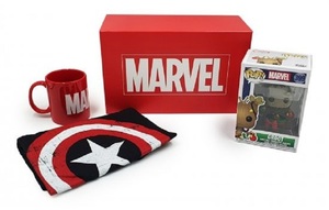 מארז מארוול הכולל בובת פופ Groot, חולצת קפטן אמריקה וספל MARVEL