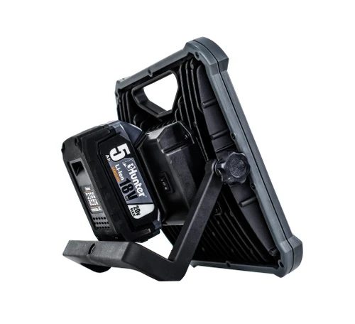 פרוז'קטור לד נטען 20W 1900Lm 18V  | סוללה 5Ah | מטען מהיר  Hunter  101716-005