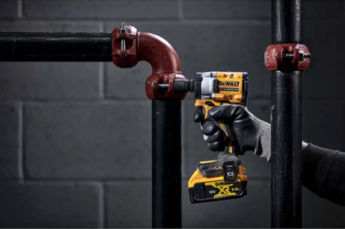 מפתח רטיטה / גלגלים דיוולט 1/2 אינץ' דגם DCF921 - DeWALT 18V XR 1/2
