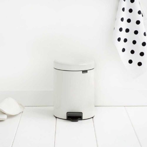 פח פדל 5 ליטר NewIcon - לבן Brabantia