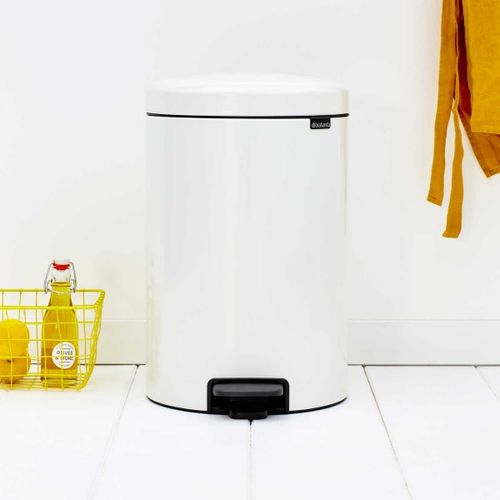 פח פדל 20 ליטר NewIcon - לבן Brabantia