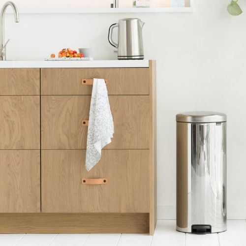 פח פדל 30 ליטר NewIcon - כרום מבריק Brabantia