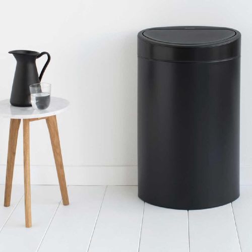 פח טאץ אובלי 40 ליטר - שחור מט Brabantia