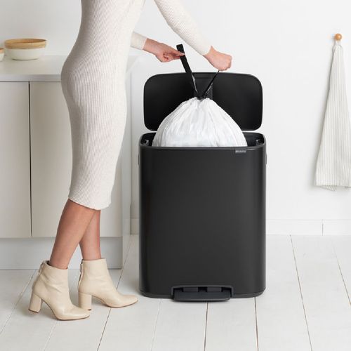 פח פדל 60 ליטר BO - שחור מט Brabantia
