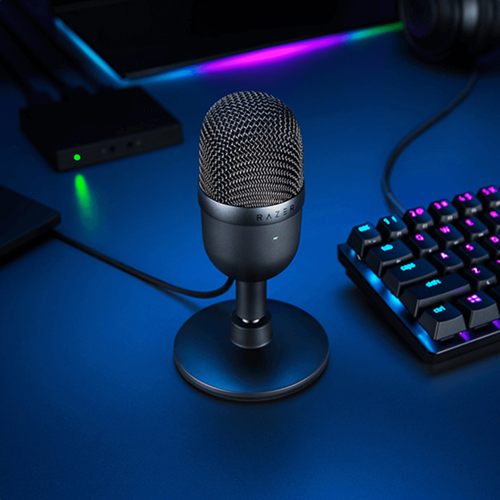 מיקרופון בצבע שחור RAZER דגם SEIREN MINI 