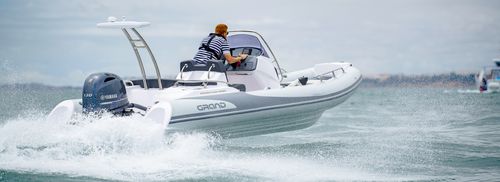 סירת גומי חצי קשיחה ריב עם רצפת פיברגלס GRAND GOLD LINE G500GLF