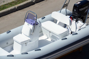 סירה מתנפחת חצי קשיחה RIB (פיברגלס) עם הגה ומושבים  GRAND S420NL