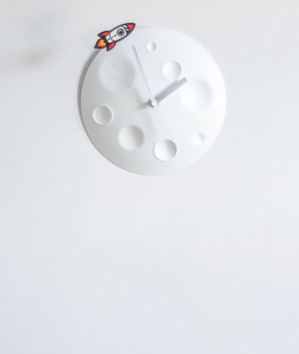 שעון קיר ירח Rocket Moon Clock