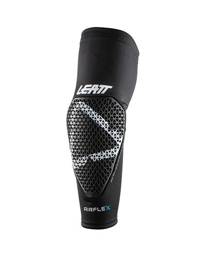 Test Ginocchiere LEATT AirFlex Hybrid Pro: protezione e comodità
