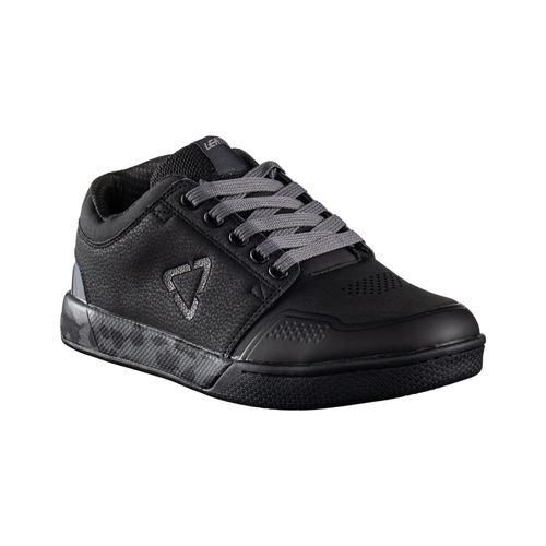 נעלי רכיבה צבע שחור LEATT MTB 3.0 FLAT BLACK V22