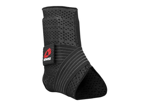 מייצב קרסול שחור - EVS AB07 ANKLE STABILIZER