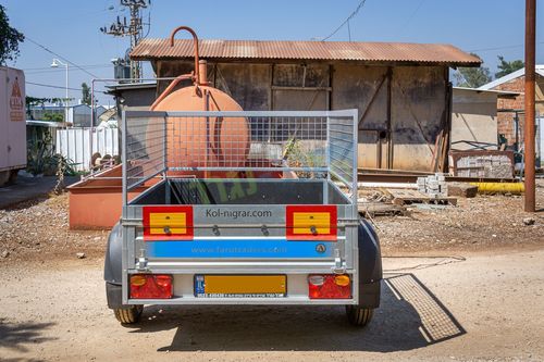 נגרר פתוח 1.6X1.25 למשקל 500 ק