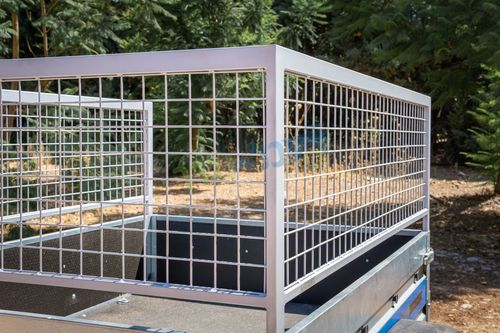 נגרר פתוח 1.6X1.25 למשקל 600 ק
