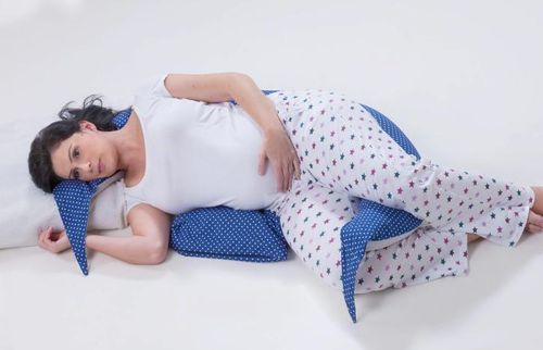 כרית הריון והנקה נושמת עם מילוי היפו-אלרגני NUVITA DREAM WIZARD - אפור כוכבים נוביטה