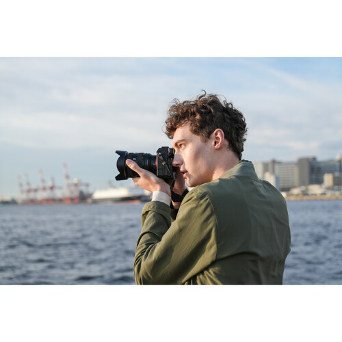 עדשה Sony FE 20-70mm f/4 G