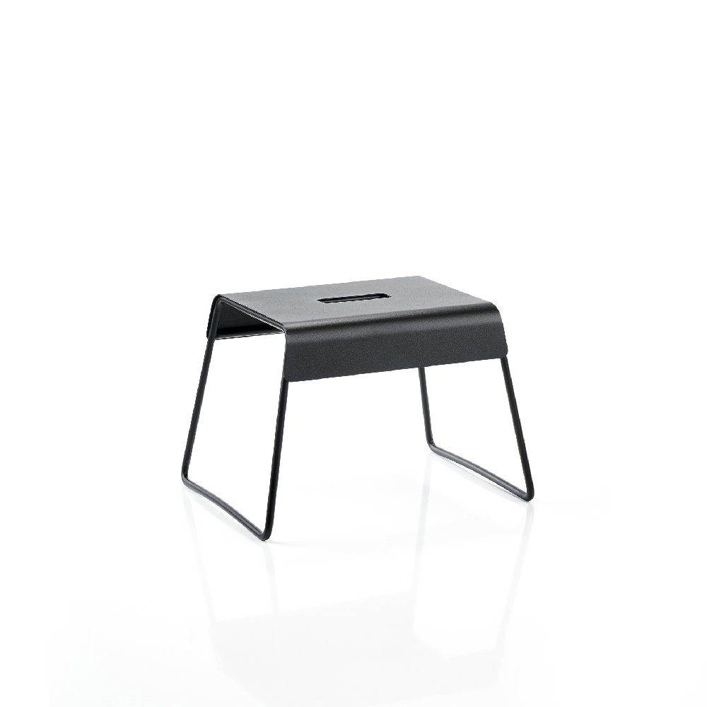 שרפרף A Stool - שחור