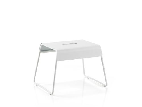שרפרף A Stool - לבן