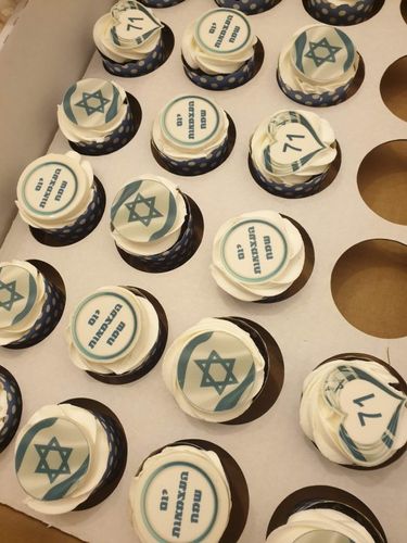במה ל24 קאפקייקס