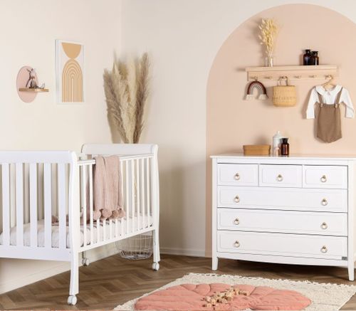 שידת החתלה רחבה לתינוק קרן בסגנון כפרי וידיות מוזהבות עשויה MDF - לבן