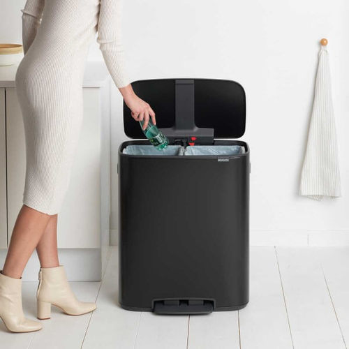 פח אשפה מחולק 30+30 ליטר, BO שחור Brabantia