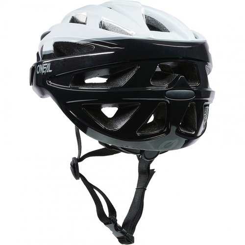 קסדת אופניים MTB ONEAL OUTCAST SPLIT V.22 בצבע שחור ולבן עם מערכת התאמה ביד אחת, אבזם מגנטי Fidlock ופתחי אוורור מרובים לרכיבת שבילים ורכיבה עירונית