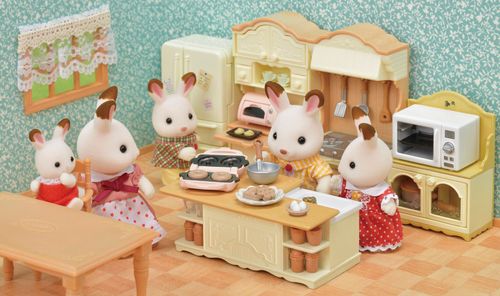ערכת מיקרוגל ושידה - Sylvanian Families 5443