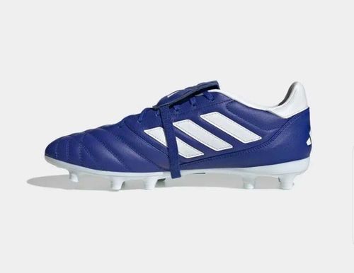 analog yeezy 700 on feet