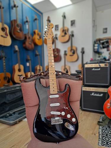 גיטרה חשמלית Fender American Standard Stratocaster 2010