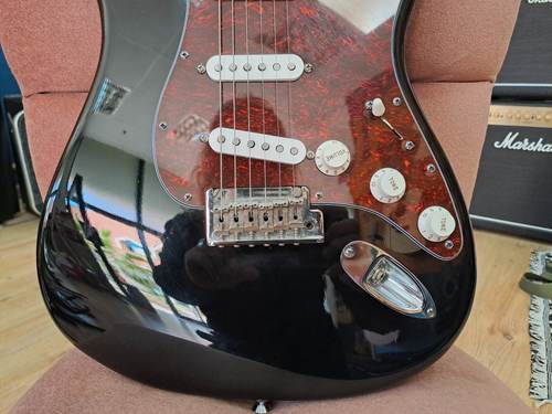 גיטרה חשמלית Fender American Standard Stratocaster 2010